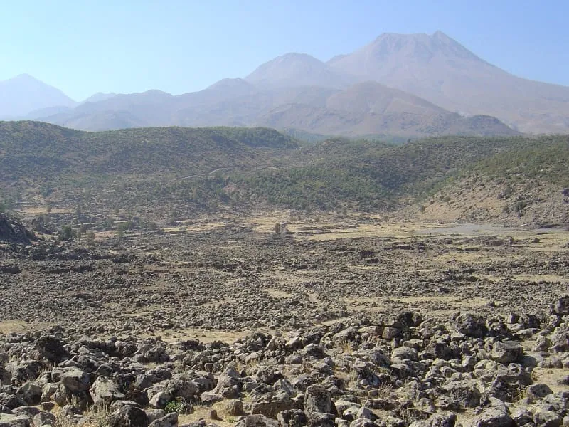 The valley of ancient Viranşehir (Mokissos) below Mount Hasan